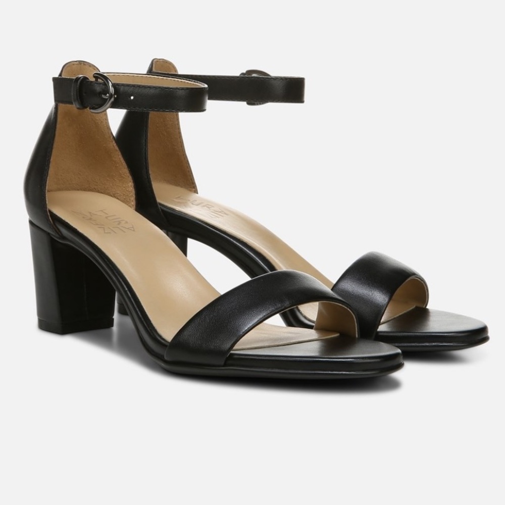 Naturalizer Vera Dress Sandal. Black. Sz 6.5
